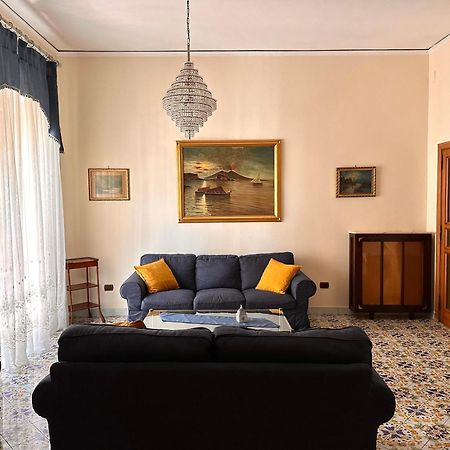 Maman Suite, City Center Near Molo Beverello Naples Exterior photo