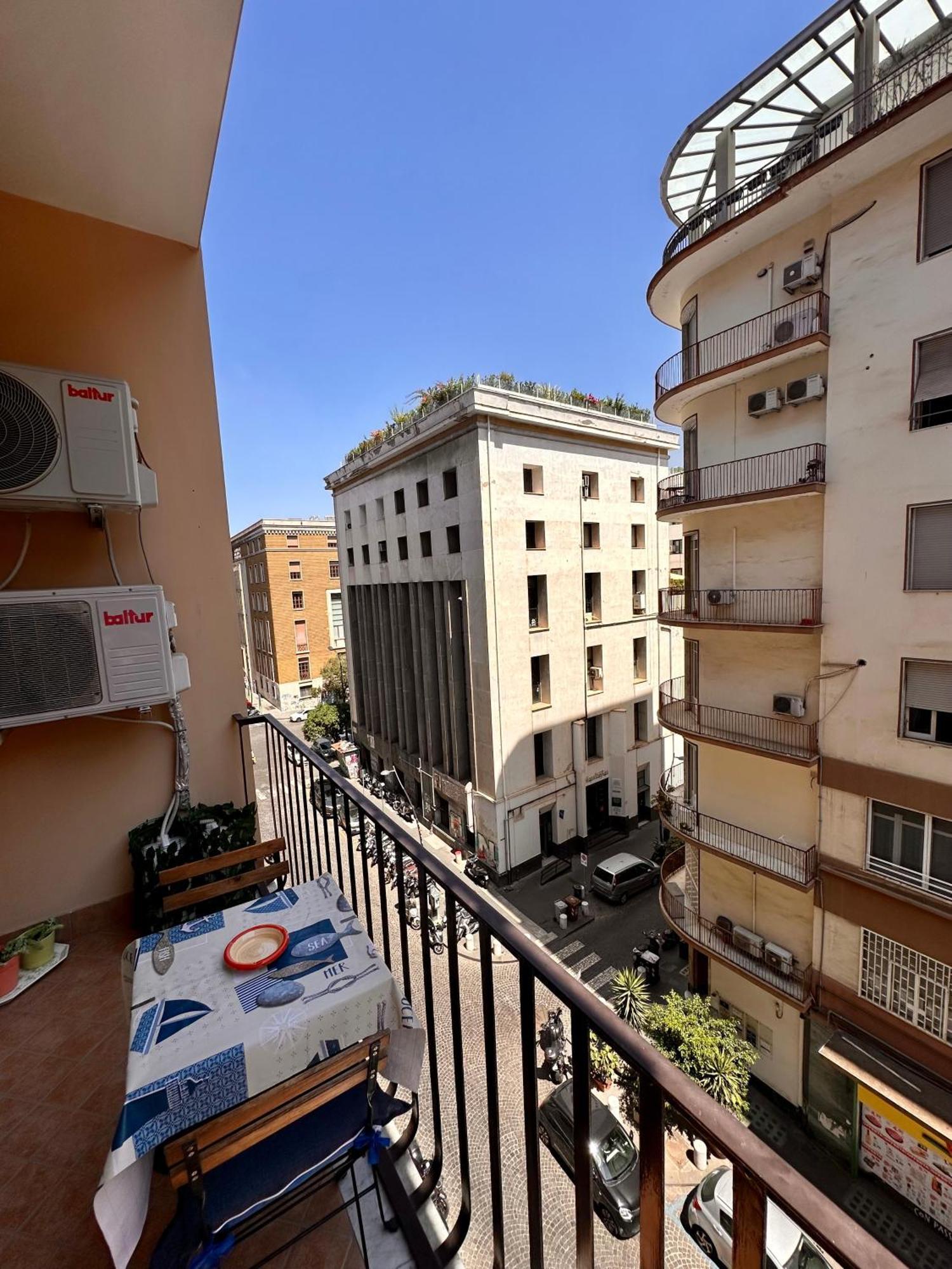 Maman Suite, City Center Near Molo Beverello Naples Exterior photo