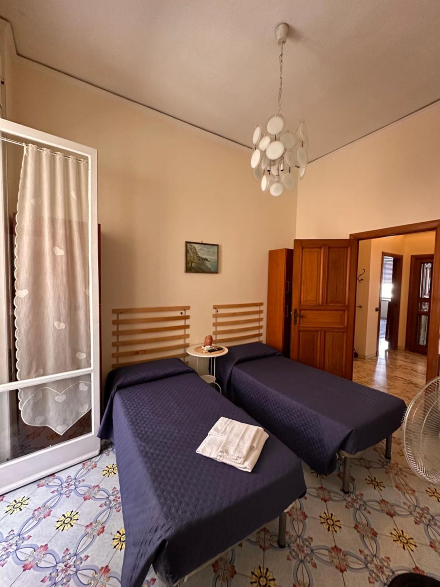 Maman Suite, City Center Near Molo Beverello Naples Exterior photo