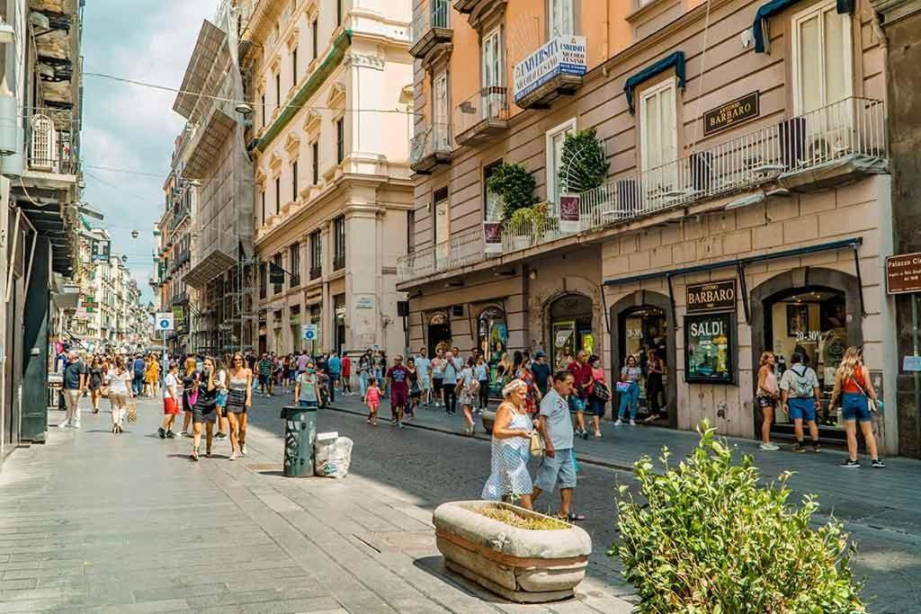Maman Suite, City Center Near Molo Beverello Naples Exterior photo