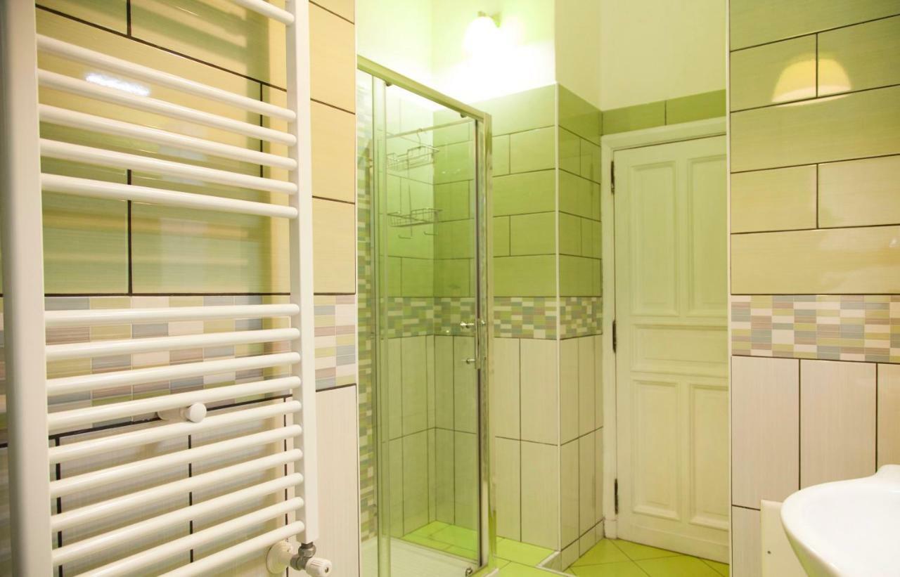 Maman Suite, City Center Near Molo Beverello Naples Exterior photo